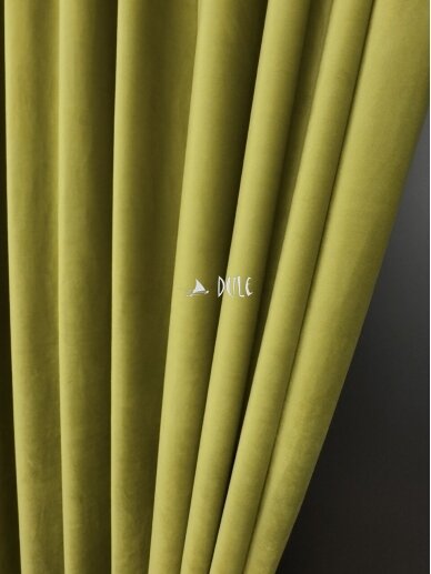 Naktinių užuolaidų audinys, barchatas FRENCH VELVET 1
