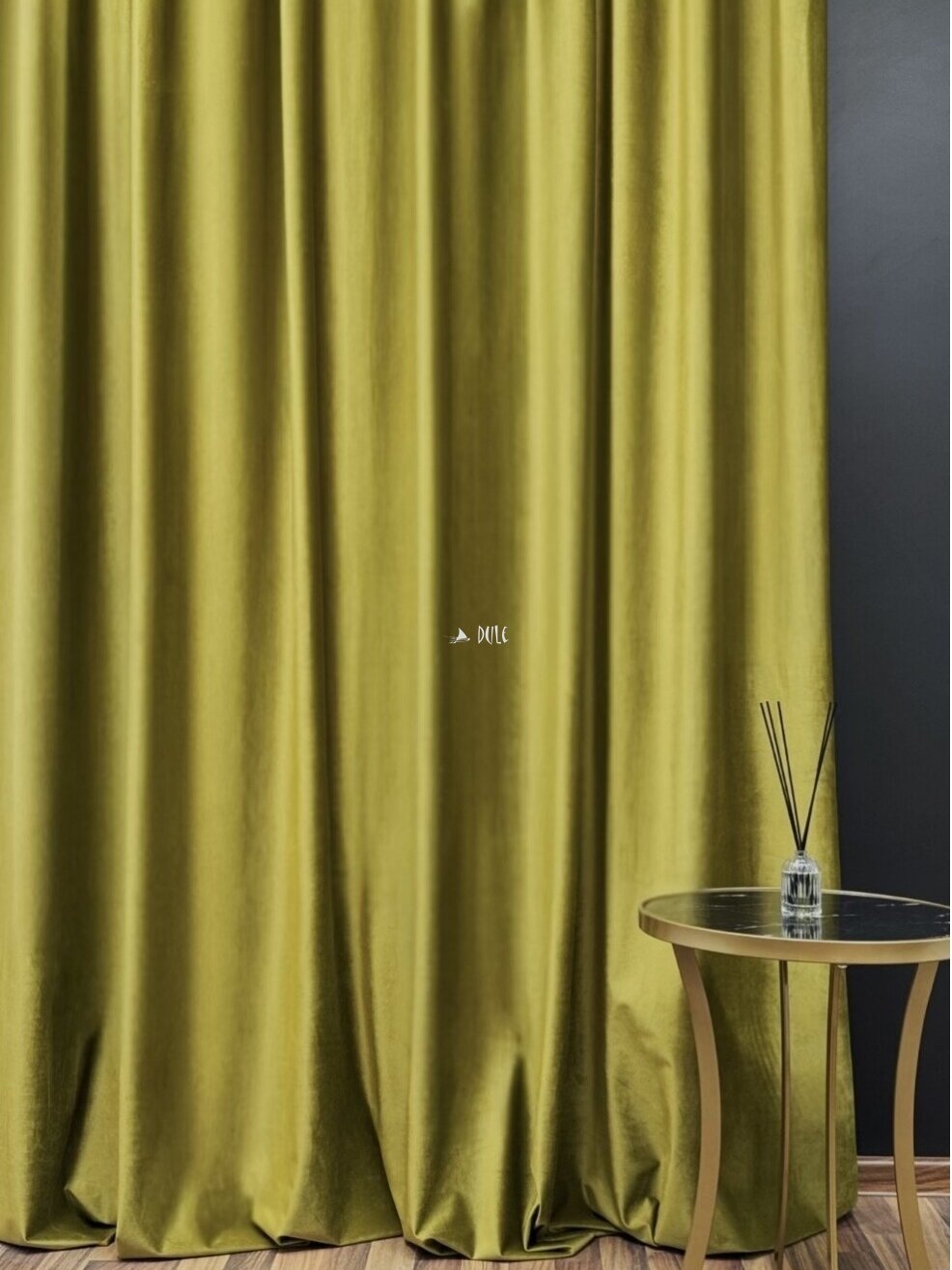 Naktinių užuolaidų audinys, barchatas FRENCH VELVET Naktinių užuolaidų audinys, barchatas FRENCH VELVET