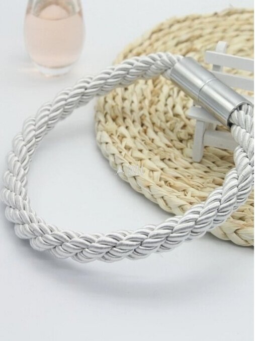 Užuolaidų laikiklis su magnetu Užuolaidų laikiklis su magnetu